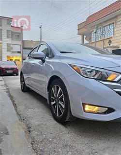 نيسان فيرسا